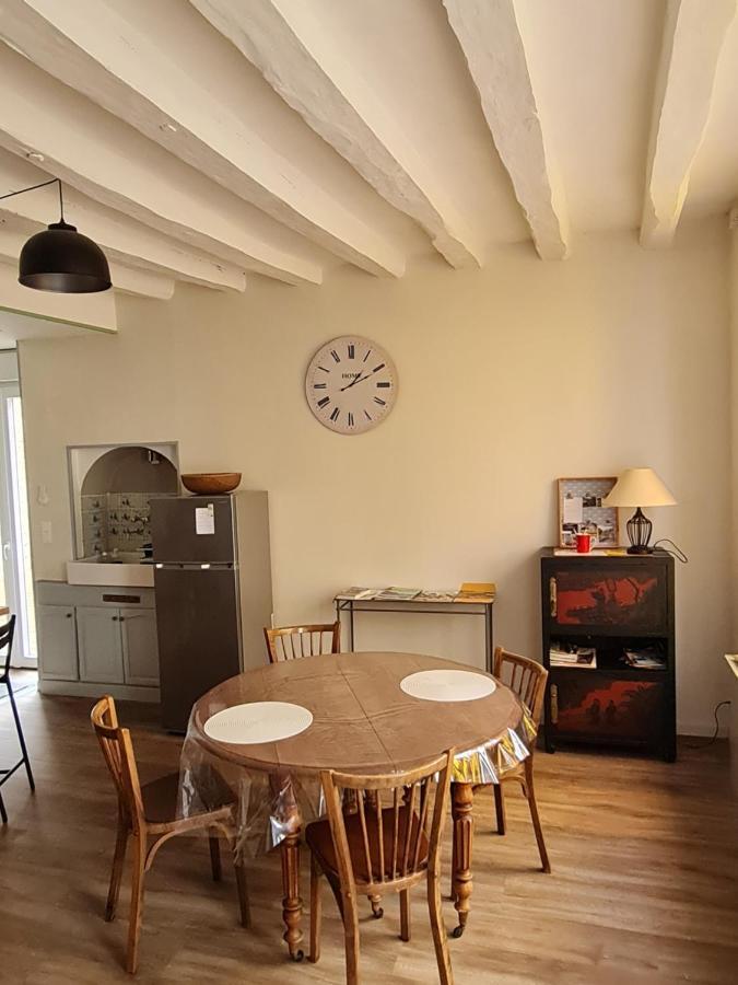 Villa Le Coeur De Fresnay Exterior foto